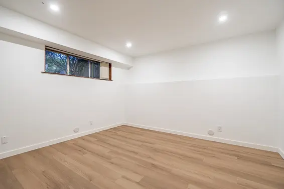 2265 Inglewood Avenue, West Vancouver For Sale - image 16