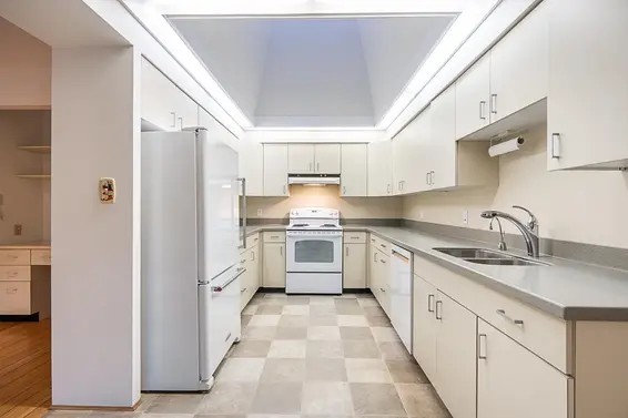 2265 Inglewood Avenue, West Vancouver For Sale - image 18