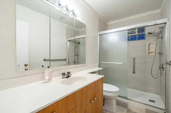 2265 Inglewood Avenue, West Vancouver For Sale - image 19