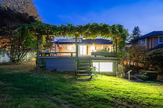 2265 Inglewood Avenue, West Vancouver For Sale - image 22