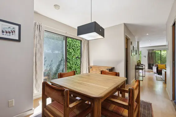 2024 Chesterfield Avenue, North Vancouver For Sale - image 13
