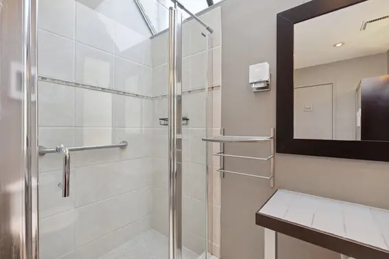 2024 Chesterfield Avenue, North Vancouver For Sale - image 25