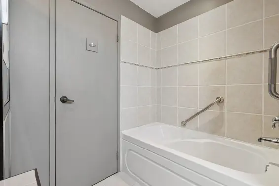2024 Chesterfield Avenue, North Vancouver For Sale - image 28