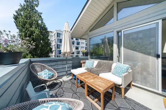 3 2118 Eastern Avenue, North Vancouver For Sale - image 3
