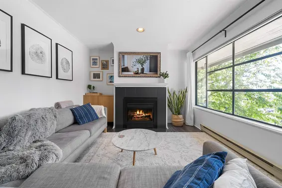 3 2118 Eastern Avenue, North Vancouver For Sale - image 6