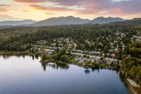 Lot 10 Dollarton Highway, North Vancouver