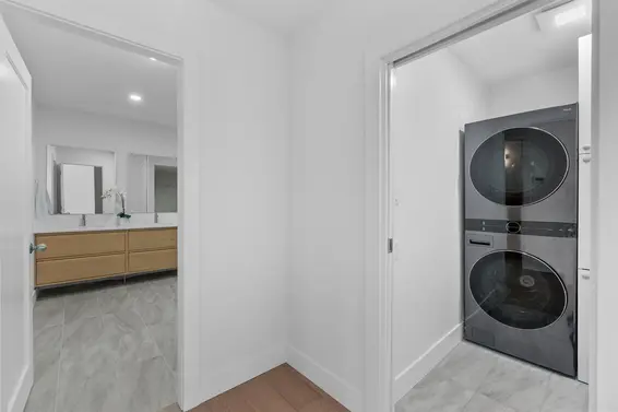 3381 Mathers Avenue, West Vancouver For Sale - image 21