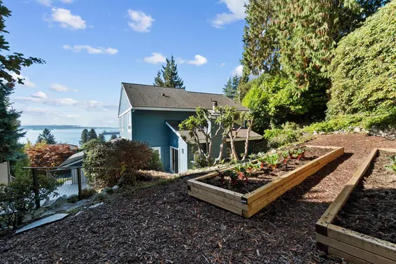 3381 Mathers Avenue, West Vancouver For Sale - image 39