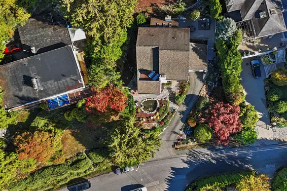 3381 Mathers Avenue, West Vancouver For Sale - image 40