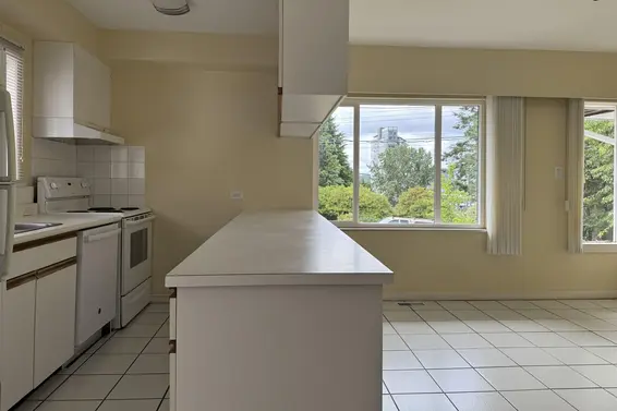 675 Duchess Avenue, West Vancouver For Sale - image 5