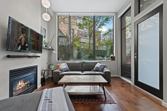 103 170 West 1st Street, North Vancouver For Sale - image 2