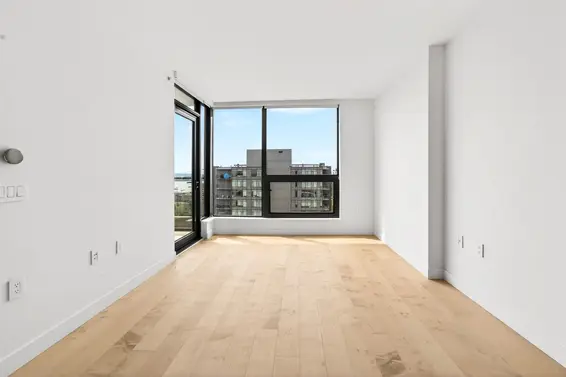 1304 135 East 13th Street, North Vancouver For Sale - image 5