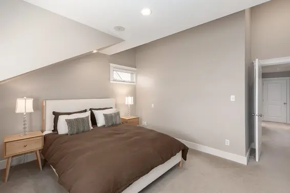 227 East 17 Street, North Vancouver For Sale - image 21