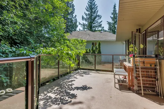 977 Belvedere Drive, North Vancouver For Sale - image 26