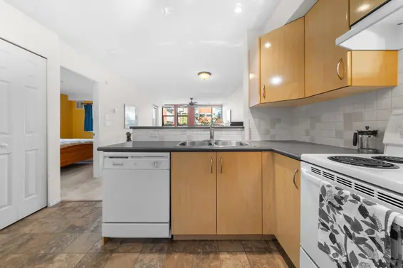 405 305 Lonsdale Avenue, North Vancouver For Sale - image 13