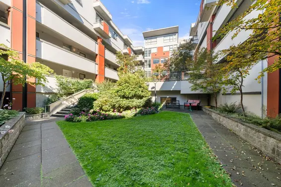 405 305 Lonsdale Avenue, North Vancouver For Sale - image 31