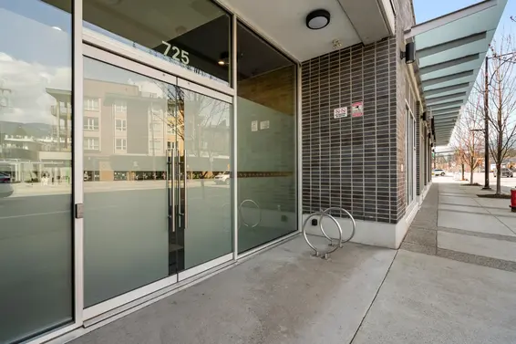211 725 Marine Drive, North Vancouver For Sale - image 19