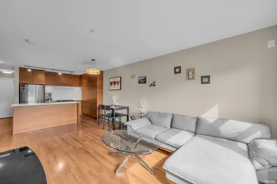 401 1677 Lloyd Avenue, North Vancouver For Sale - image 10