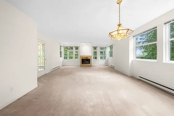 13 2425 Edgemont Boulevard, North Vancouver For Sale - image 3