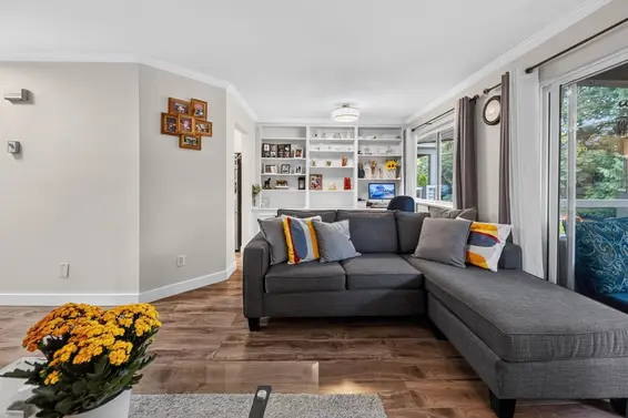 7 828 West 16th Street, North Vancouver For Sale - image 3