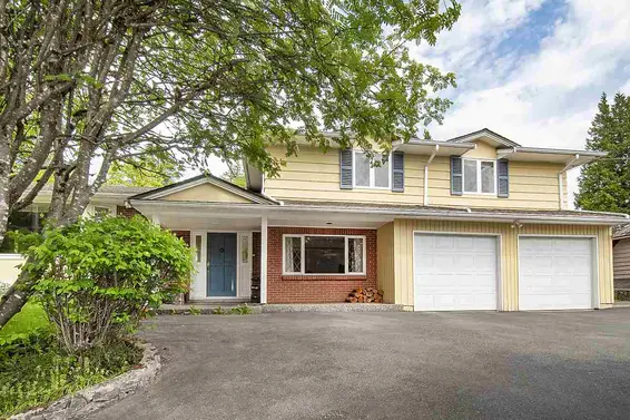 1325 Ottaburn Road, West Vancouver