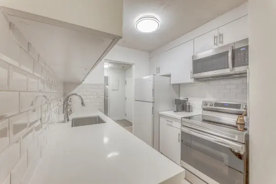 101 251 West 4th Street, North Vancouver For Sale - image 6