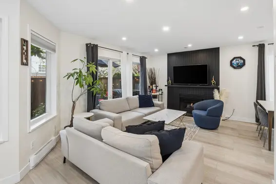 7 848 West 16th Street, North Vancouver For Sale - image 6