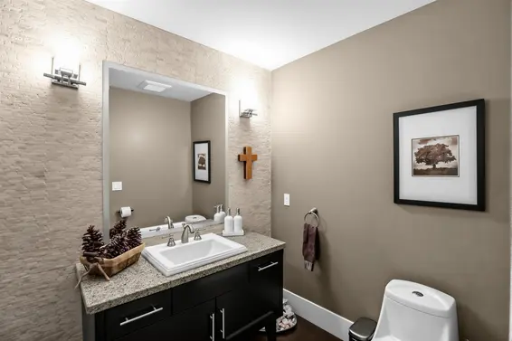 1376 Dyck Road, North Vancouver For Sale - image 10