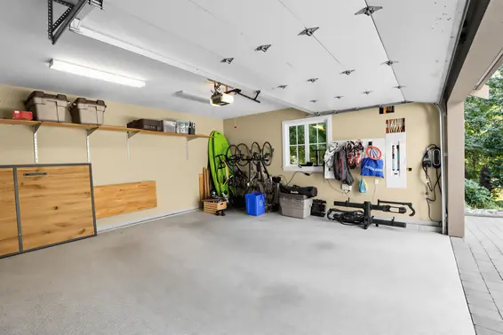 1376 Dyck Road, North Vancouver For Sale - image 39