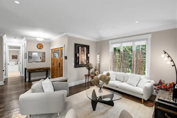 1376 Dyck Road, North Vancouver For Sale - image 4
