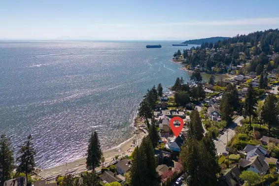 3274 Marine Drive, West Vancouver