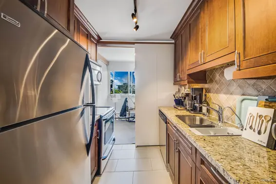 501 250 West 1st Street, North Vancouver For Sale - image 8