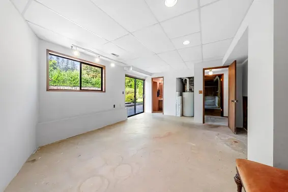 3833 Lynn Valley Road, North Vancouver For Sale - image 29