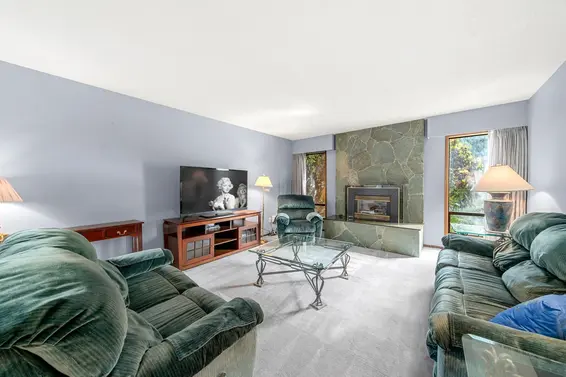3833 Lynn Valley Road, North Vancouver For Sale - image 3