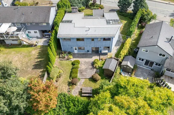 3833 Lynn Valley Road, North Vancouver For Sale - image 38