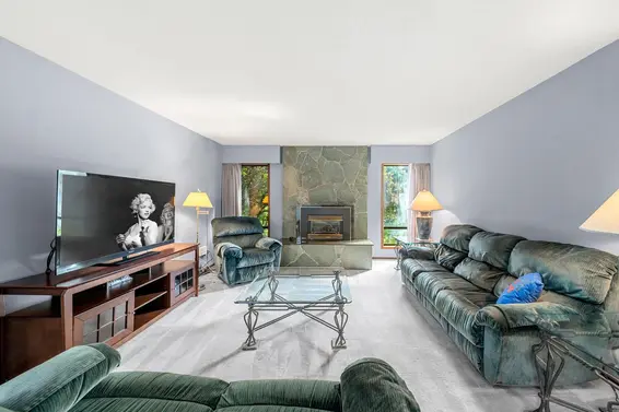 3833 Lynn Valley Road, North Vancouver For Sale - image 4