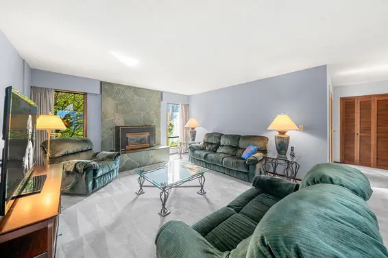3833 Lynn Valley Road, North Vancouver For Sale - image 5