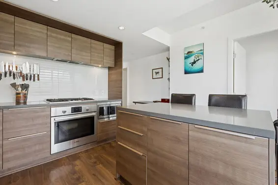1702 1550 Fern Street, North Vancouver For Sale - image 11