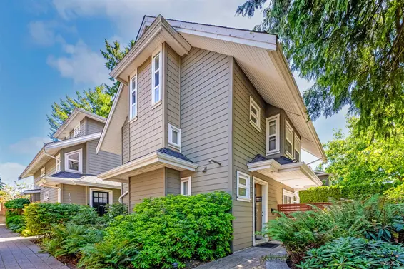 1626 St. Andrews Avenue, North Vancouver