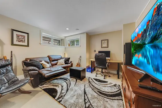 1626 St. Andrews Avenue, North Vancouver For Sale - image 4