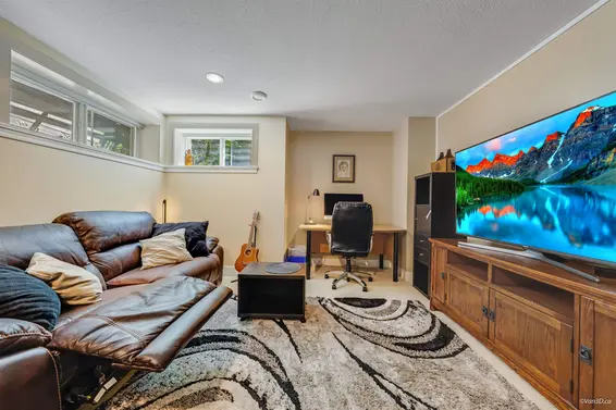 1626 St. Andrews Avenue, North Vancouver For Sale - image 5