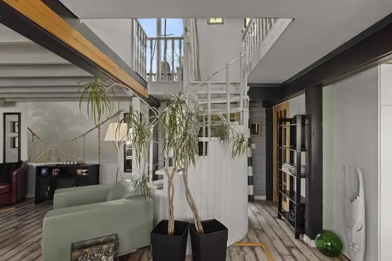 4 1681 Columbia Street, North Vancouver For Sale - image 12