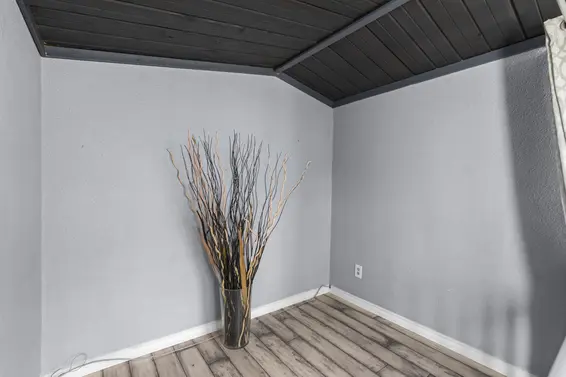 4 1681 Columbia Street, North Vancouver For Sale - image 14