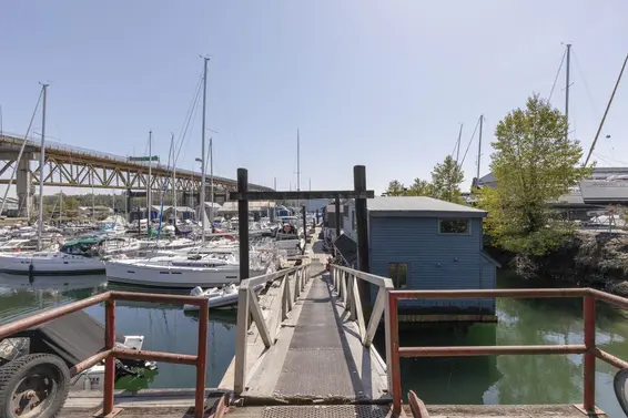 4 1681 Columbia Street, North Vancouver For Sale - image 33