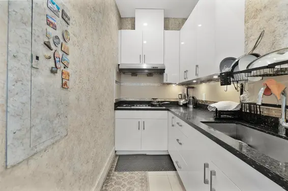 512 West 23rd Street, North Vancouver For Sale - image 16