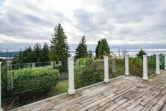 986 Esquimalt Avenue, West Vancouver For Sale - image 7