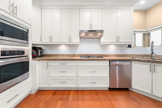 341 East 8th Street, North Vancouver For Sale - image 11