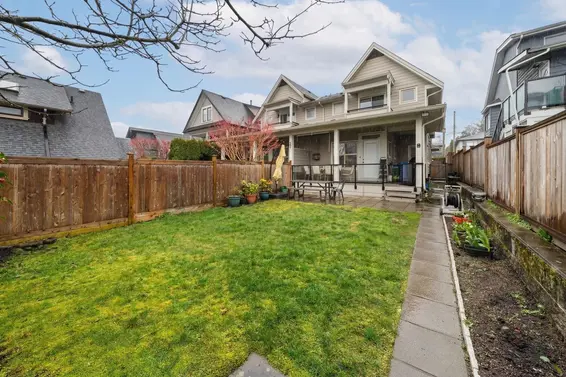 341 East 8th Street, North Vancouver For Sale - image 19