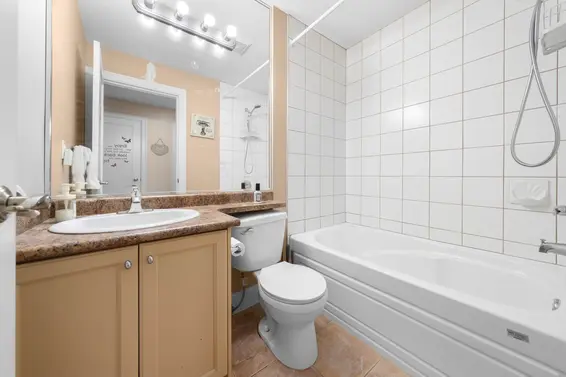 341 East 8th Street, North Vancouver For Sale - image 37