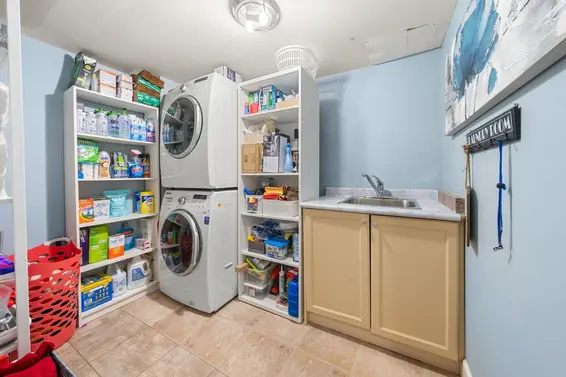 341 East 8th Street, North Vancouver For Sale - image 38